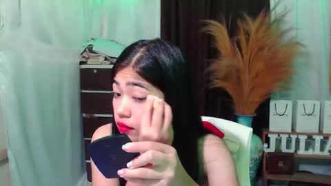 Snapshot of pinaycutie_sylvia chatting on 30, 10, 2025 Via online show from 30, 10, 2025