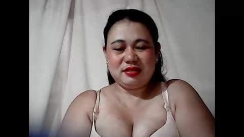 Snapshot of pinaymama12345 chatting on 28, 5, 2026 pinaymama12345 online show from 28, 5, 2026
