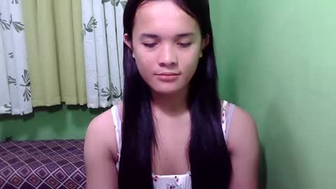 pinaymorena_rhowe online show from 12, 12, 2024