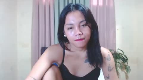 pinaymorena_stephanie online show from 4, 6, 2026