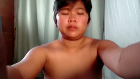Snapshot of pinayprincesslyn chatting on 9, 6, 2026 Lyn the Lesbian online show from 9, 6, 2026