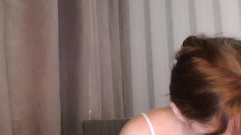       online show from 15, 4, 2026