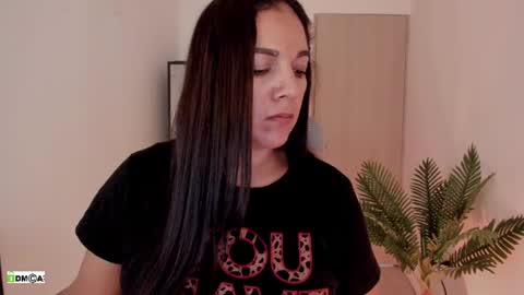 Snapshot of pink_kitten_ chatting on 15, 7, 2026 Eli online show from 15, 7, 2026