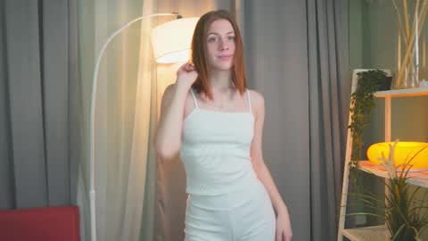 Snapshot of pink_muse chatting on 22, 11, 2025 Muse online show from 22, 11, 2025