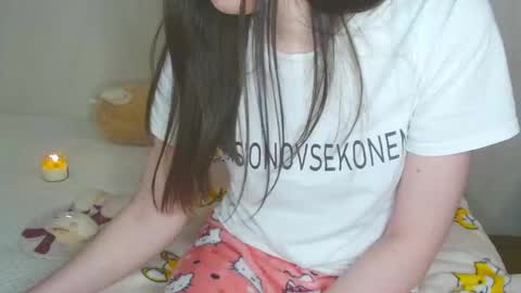 Snapshot of pink_pikachu_ chatting on 1, 3, 2025 Pikachu pika online show from 1, 3, 2025