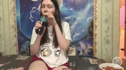 Snapshot of pink_pikachu_ chatting on 21, 11, 2025 Pikachu pika online show from 21, 11, 2025