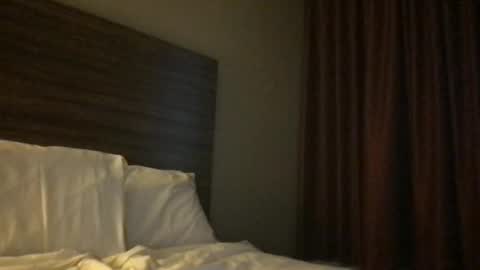 Snapshot of pinkcamerra80 chatting on 4, 12, 2025 Pink Camerra online show from 4, 12, 2025