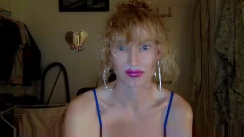 Snapshot of pinkfag chatting on 23, 1, 2025 pinkfag online show from 23, 1, 2025