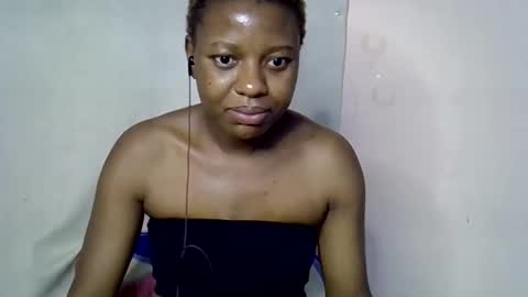 Snapshot of pinkie_bubbles chatting on 2, 2, 2026 Shazz online show from 2, 2, 2026