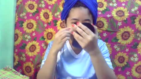 Snapshot of pinkish_shine chatting on 11, 2, 2025 Hi its me shine online show from 11, 2, 2025