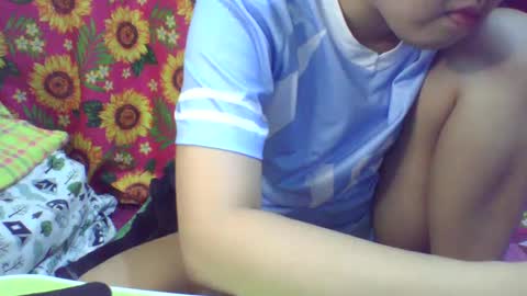 Snapshot of pinkish_shine chatting on 11, 2, 2025 Hi its me shine online show from 11, 2, 2025