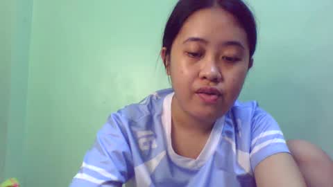 Snapshot of pinkish_shine chatting on 12, 2, 2025 Hi its me shine online show from 12, 2, 2025
