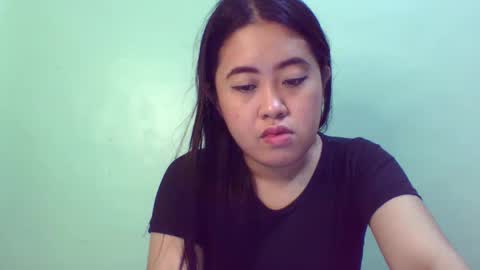 Snapshot of pinkish_shine chatting on 12, 2, 2025 Hi its me shine online show from 12, 2, 2025