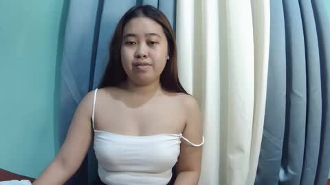 Snapshot of pinkish_shine chatting on 25, 9, 2025 Hi its me shine online show from 25, 9, 2025