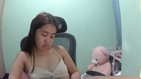 Snapshot of pinkish_shine chatting on 15, 5, 2026 Hi its me shine online show from 15, 5, 2026