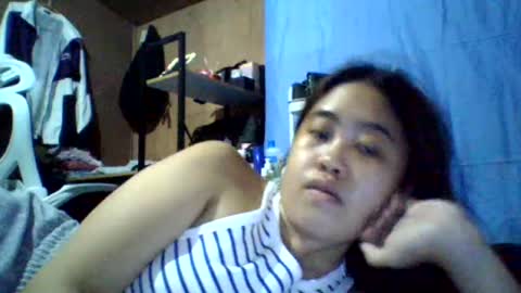 Snapshot of pinkish_shine chatting on 14, 7, 2026 Hi its me shine online show from 14, 7, 2026