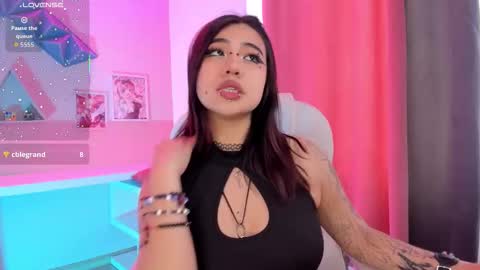 Snapshot of pinkk_demon chatting on 11, 9, 2025 PINKK online show from 11, 9, 2025