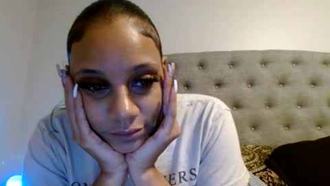 Snapshot of pinkmonae chatting on 27, 2, 2025 pinksugar online show from 27, 2, 2025