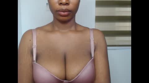 Snapshot of pinkxsugar chatting on 9, 11, 2025 pinkxsugar online show from 9, 11, 2025