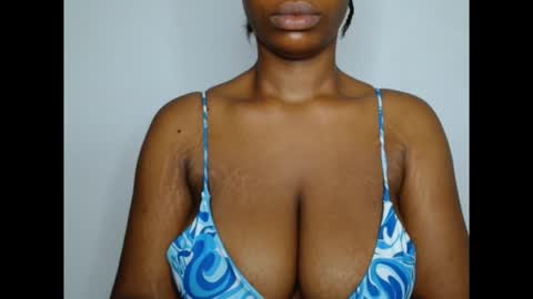 Snapshot of pinkxsugar chatting on 15, 12, 2025 pinkxsugar online show from 15, 12, 2025