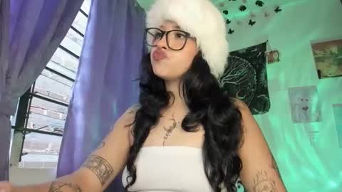 pinky_promiseex online show from 17, 2, 2026