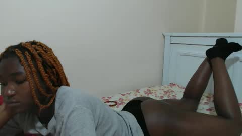 zenah online show from 26, 4, 2026