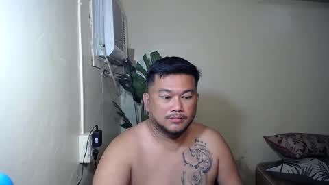 Snapshot of pinoy041087 chatting on 13, 10, 2025 pinoy041087 online show from 13, 10, 2025