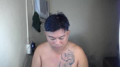 Snapshot of pinoy041087 chatting on 8, 1, 2026 pinoy041087 online show from 8, 1, 2026