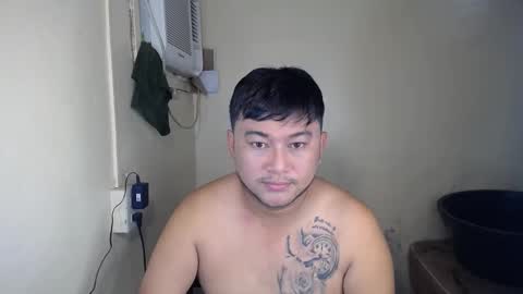 Snapshot of pinoy041087 chatting on 16, 1, 2026 pinoy041087 online show from 16, 1, 2026