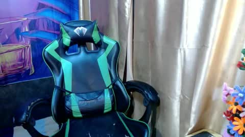 pinoy_fuckboy69 online show from 28, 3, 2026