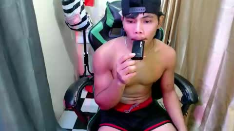 pinoy_fuckboy69 online show from 16, 5, 2026