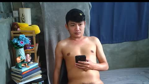 Snapshot of pinoy_petitehugecock chatting on 5, 2, 2026 alex online show from 5, 2, 2026
