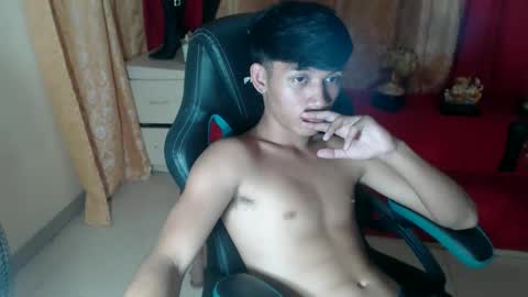 pinoyhotprincexxx online show from 12, 11, 2025