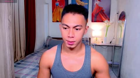 Snapshot of pinoymilker chatting on 3, 1, 2025 ethan online show from 3, 1, 2025