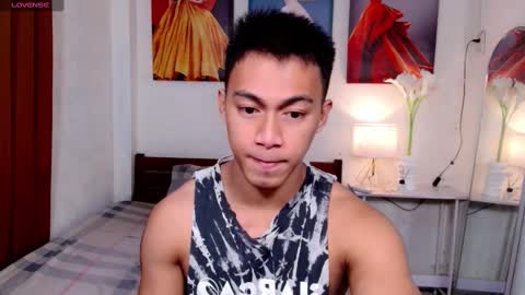 Snapshot of pinoymilker chatting on 11, 1, 2025 ethan online show from 11, 1, 2025
