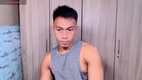 Snapshot of pinoymilker chatting on 25, 2, 2025 ethan online show from 25, 2, 2025
