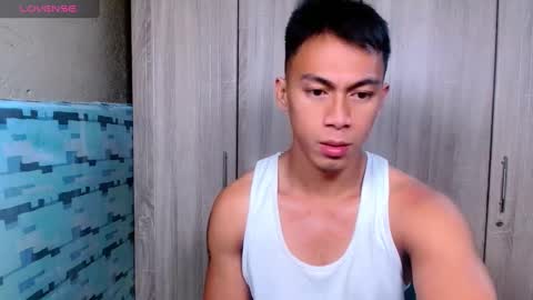 Snapshot of pinoymilker chatting on 28, 2, 2025 ethan online show from 28, 2, 2025
