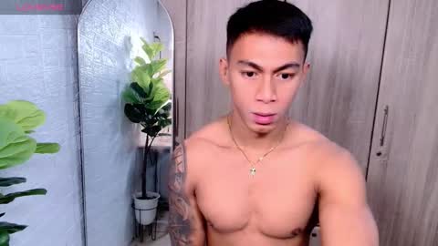 Snapshot of pinoymilker chatting on 16, 9, 2025 ethan online show from 16, 9, 2025