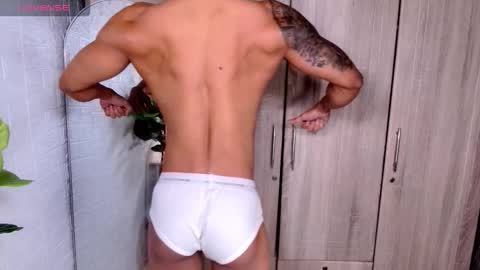 Snapshot of pinoymilker chatting on 21, 9, 2025 ethan online show from 21, 9, 2025