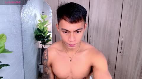 Snapshot of pinoymilker chatting on 22, 9, 2025 ethan online show from 22, 9, 2025