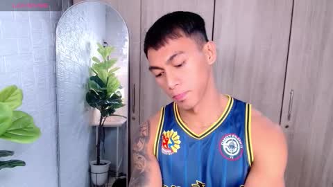 Snapshot of pinoymilker chatting on 26, 9, 2025 ethan online show from 26, 9, 2025