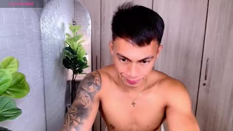 Snapshot of pinoymilker chatting on 30, 9, 2025 ethan online show from 30, 9, 2025