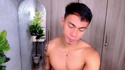 Snapshot of pinoymilker chatting on 16, 10, 2025 ethan online show from 16, 10, 2025