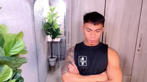 Snapshot of pinoymilker chatting on 19, 10, 2025 ethan online show from 19, 10, 2025