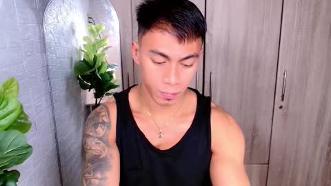 Snapshot of pinoymilker chatting on 22, 10, 2025 ethan online show from 22, 10, 2025