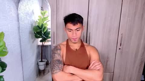 Snapshot of pinoymilker chatting on 28, 10, 2025 ethan online show from 28, 10, 2025