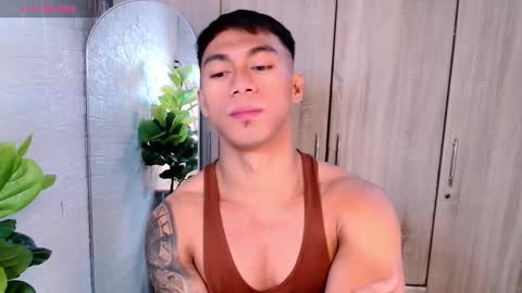 Snapshot of pinoymilker chatting on 19, 11, 2025 ethan online show from 19, 11, 2025