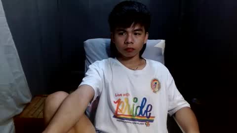 Snapshot of pinoymonstercock_xx chatting on 23, 11, 2025 WIN WIN JAY AR online show from 23, 11, 2025