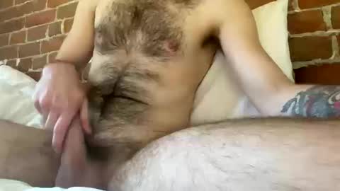 Snapshot of pintior chatting on 13, 10, 2025 Pint online show from 13, 10, 2025