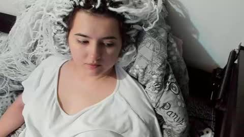 Eugenia online show from 2, 2, 2025